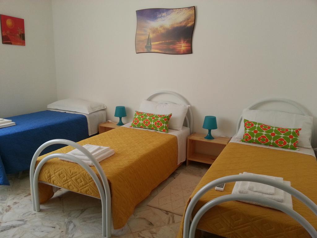 La Via Del Mare - Acireale Centro Storico Apartment Cameră foto