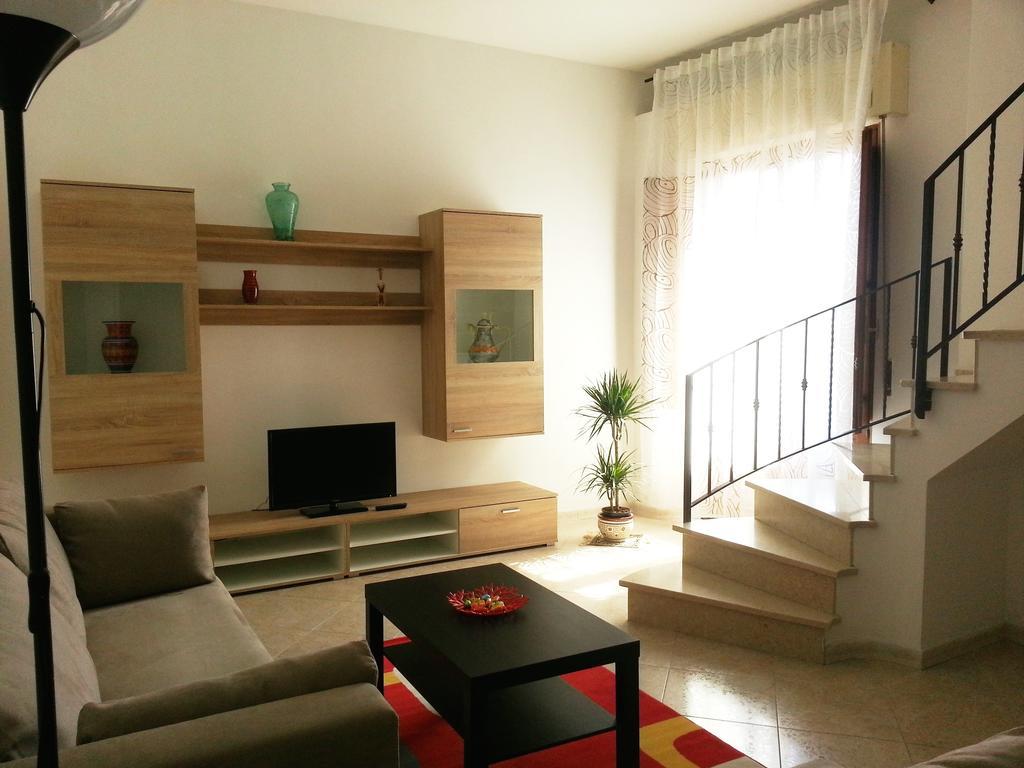 La Via Del Mare - Acireale Centro Storico Apartment Cameră foto
